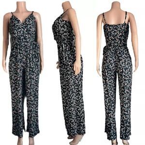 Kaileigh Black Jumpsuit Womens Medium Floral Spaghetti Strap V-Neck Stitch Fix